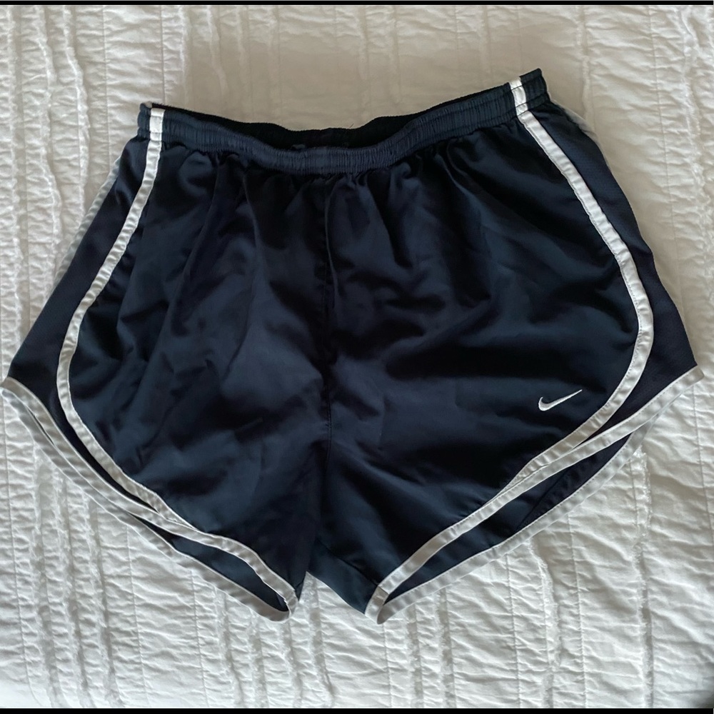 WORN TWICE - Nike Women’s Tempo Shorts - Navy